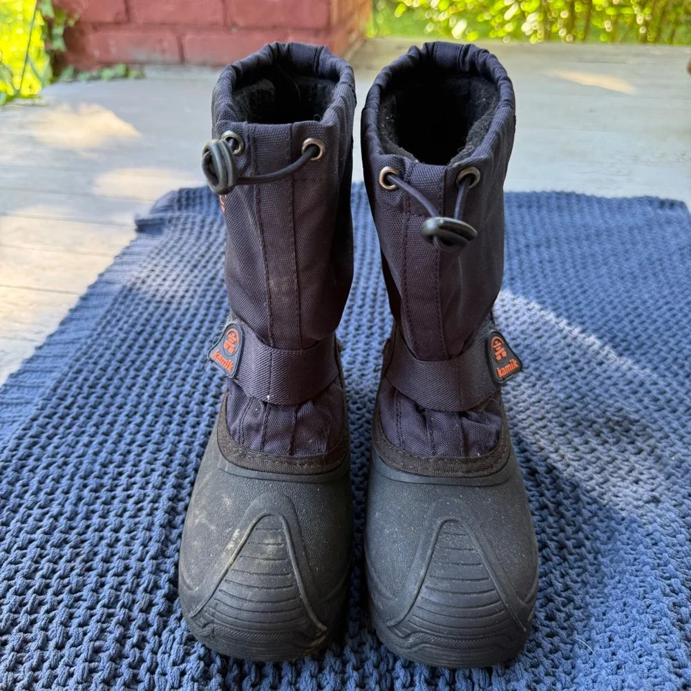 Kamik Snowbound Kids Black Winter Rain Snow Boots Size 2 Waterproof NK6636